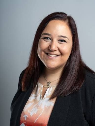 Portrait of seminar speaker Ilke Bakir.
